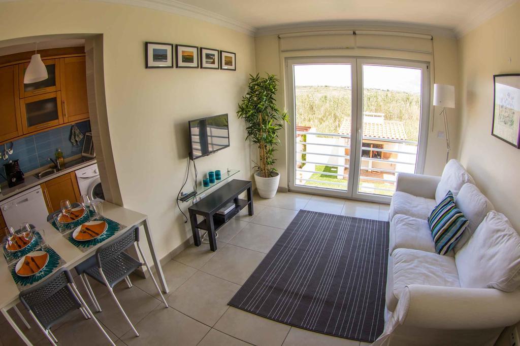 Apartments Baleal: Close To The Sea + Pool Buitenkant foto