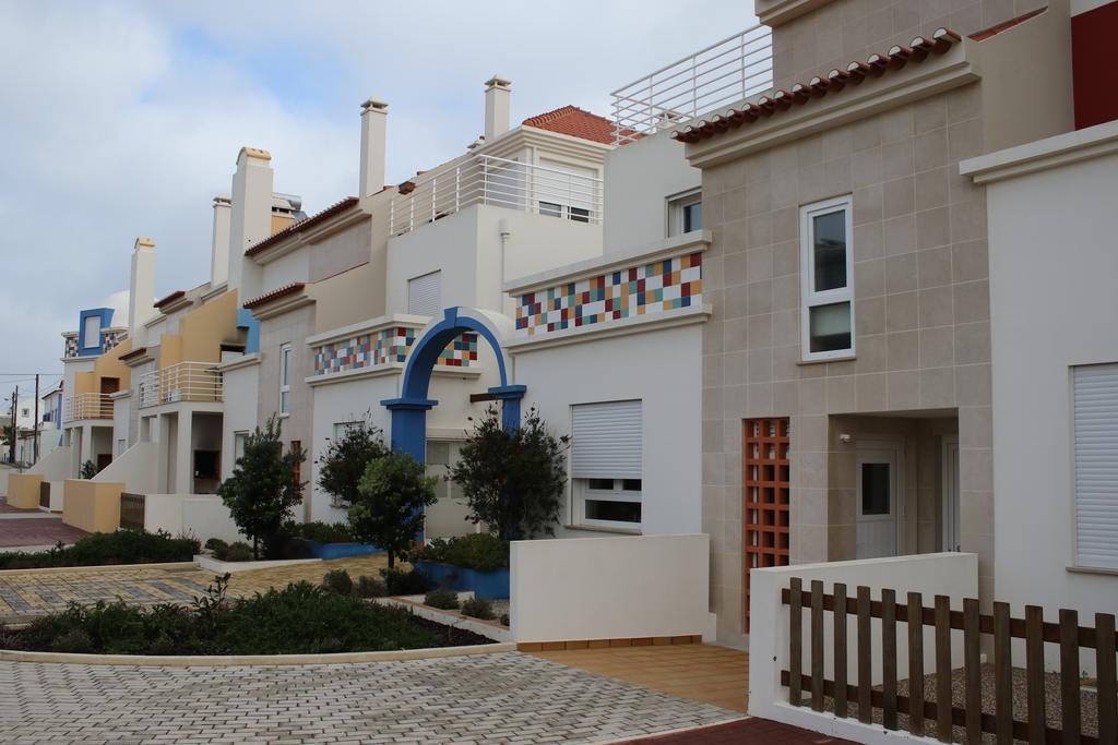 Apartments Baleal: Close To The Sea + Pool Buitenkant foto